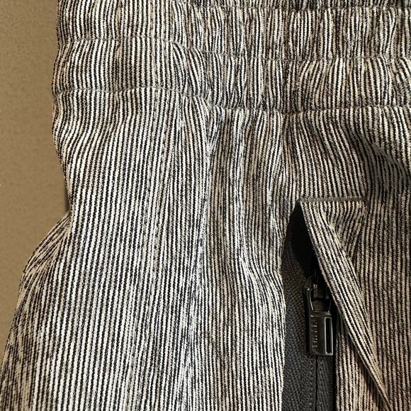 Athleta TALL Echo Wide Leg Crop Pull On Pant Grey Silver 12 - Picture 3 of 9